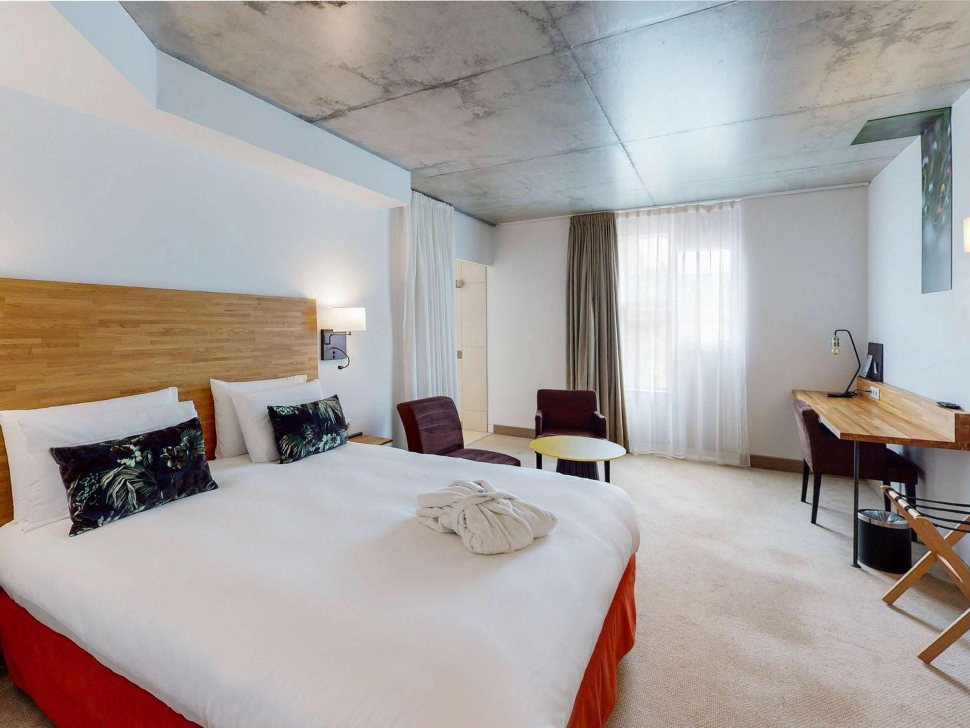 Mercure Poitiers Centre Exterior photo